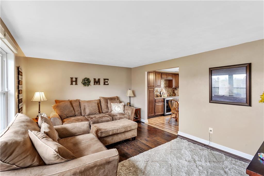 135 Rizzi Drive Irwin, PA 15642 - Photo 13 of 28 Gallery Image 13