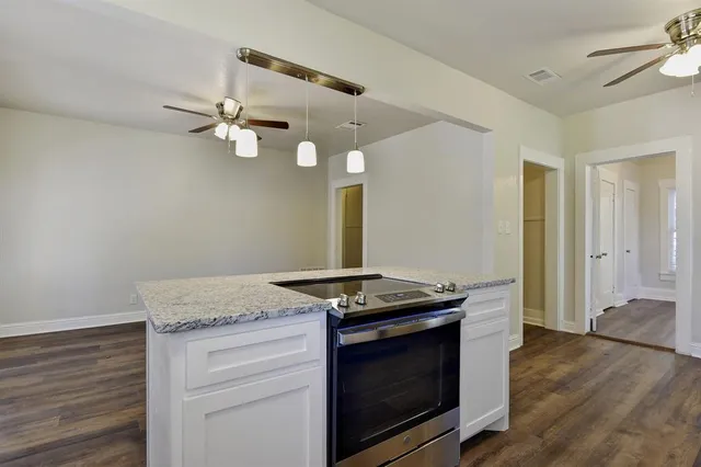 $1,525 | 1115 South Rusk Avenue, Denison, TX 75020