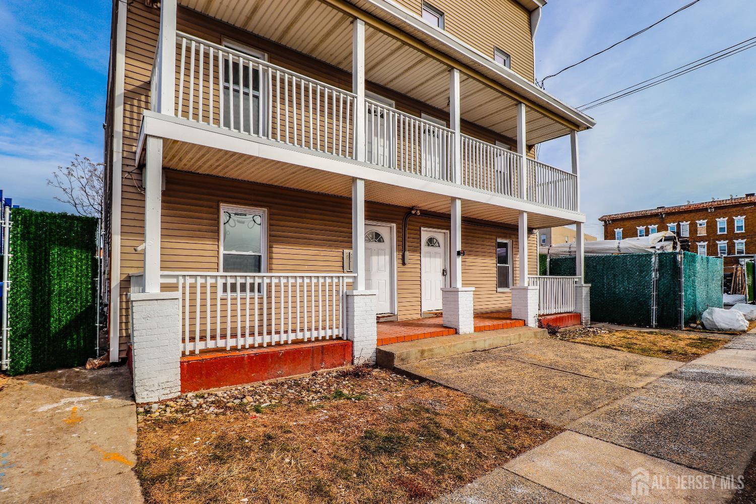364 Market Street, Unit 1F Perth Amboy, NJ 08861 - Photo 4 of 9