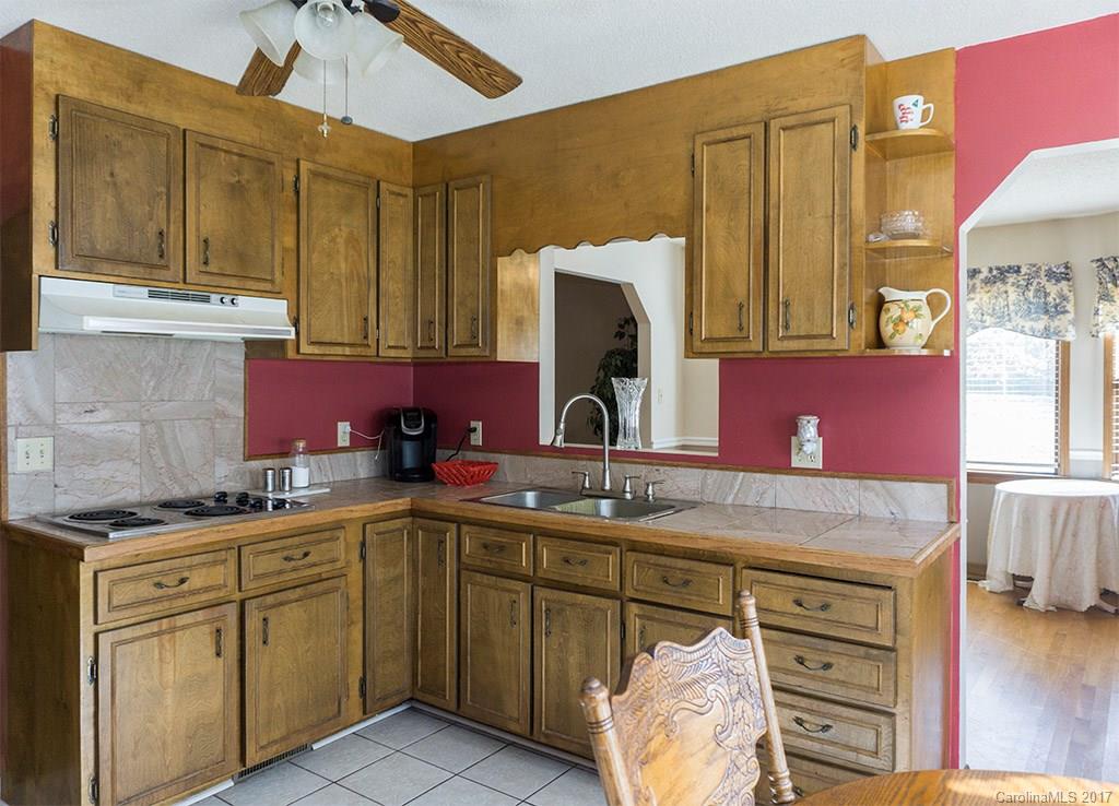 1697 Jim McCarter Road, Unit 11 Clover, SC 29710 - Photo 12 of 24 Gallery Image 12