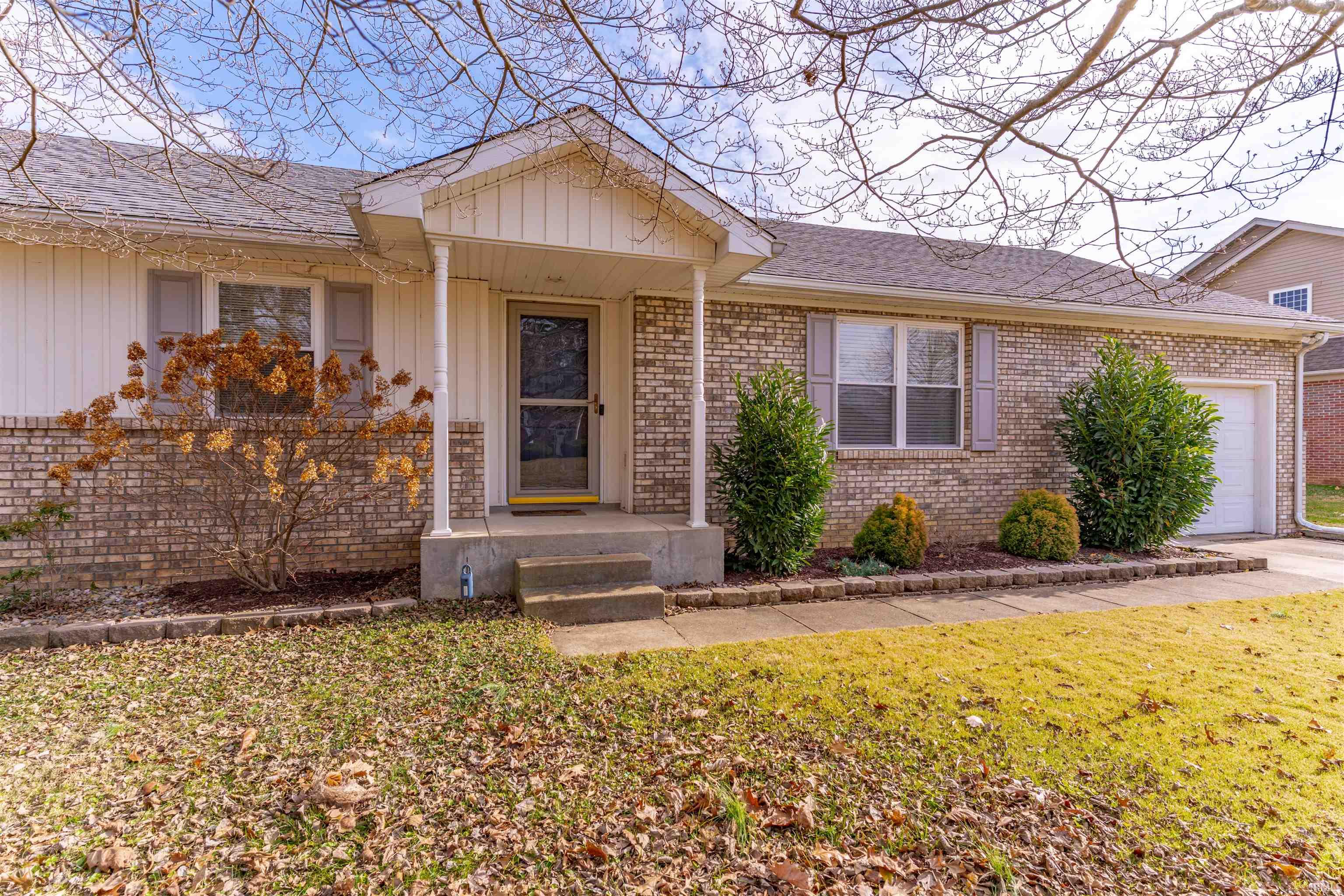 5768 Garden Valley Road Newburgh, IN 47630 - Photo 2 of 36