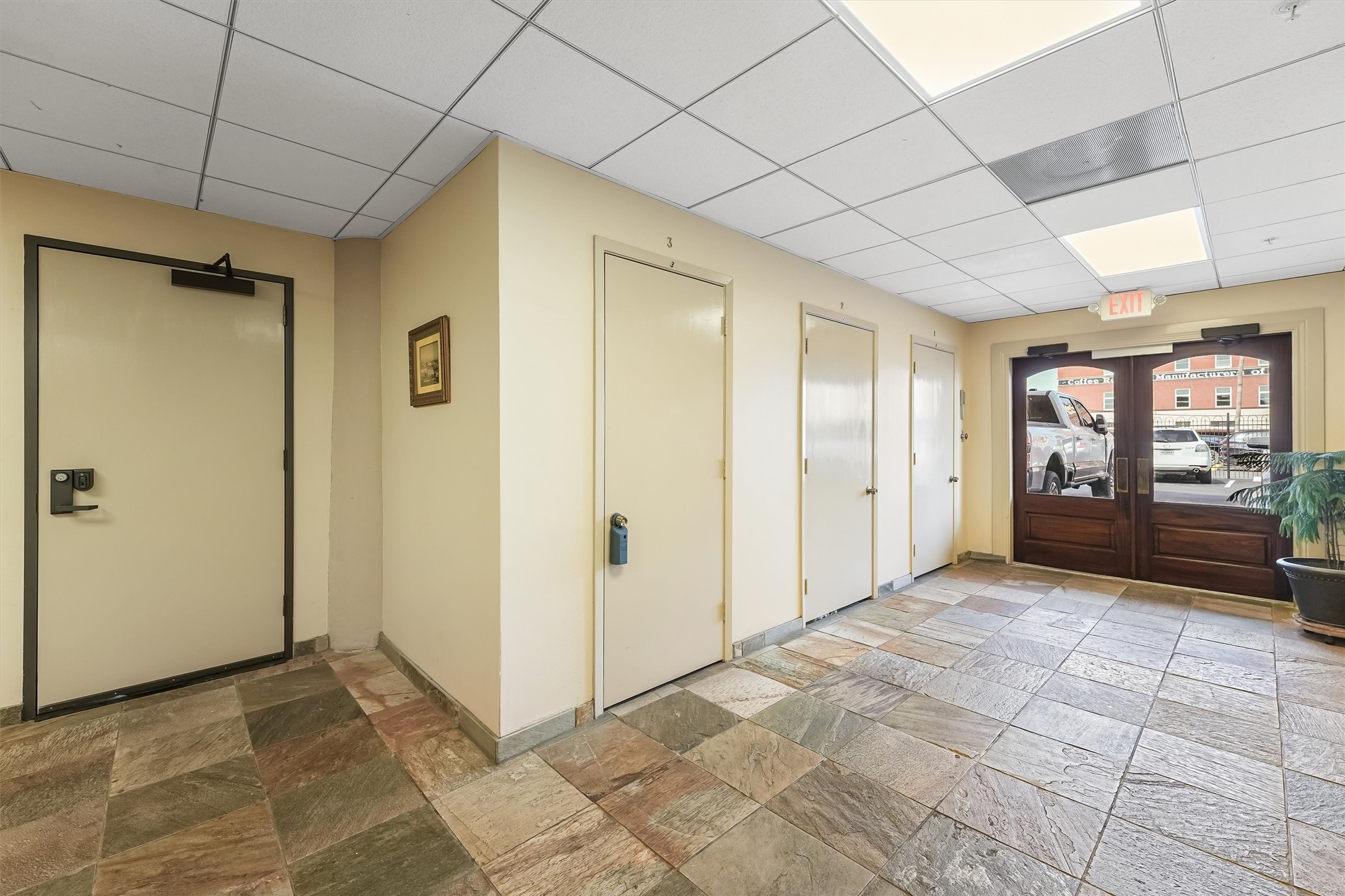 104 21st Street, Unit 203 Galveston, TX 77550 - Photo 22 of 27 a view of an empty room with a window