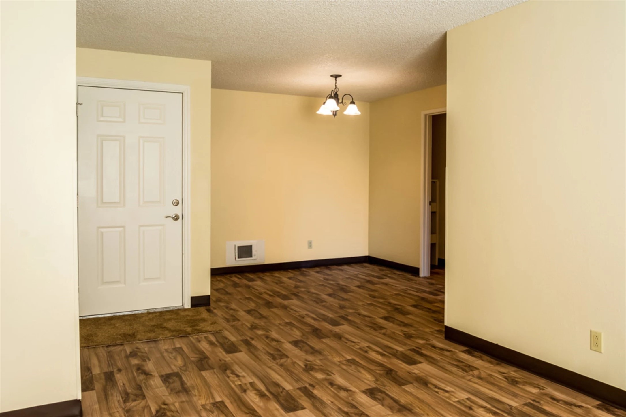 2210 Southwest 19th Street, Unit 50 Redmond, OR 97756 - Photo 11 of 14
