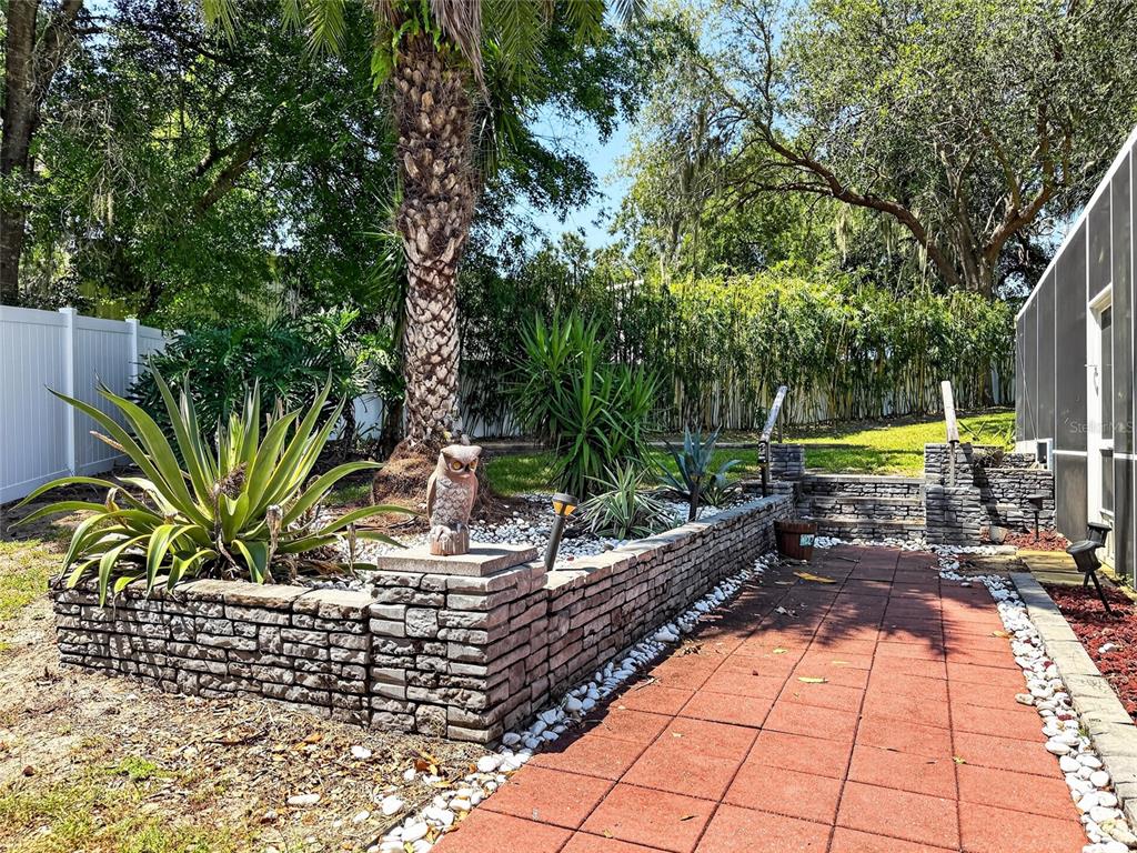 33721 Spring Drive Leesburg, FL 34788 - Photo 63 of 74 Gallery Image 63