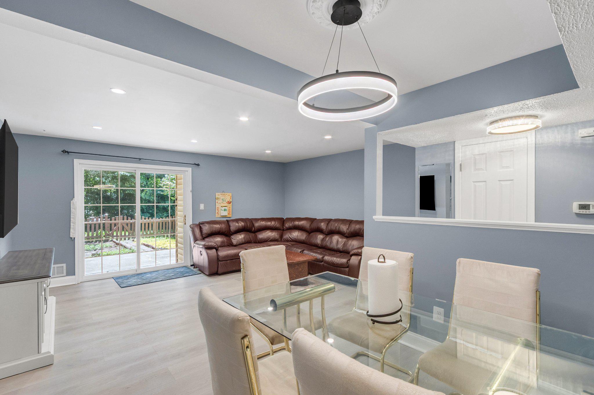 9307 Hood Road Manassas, VA 20110 - Photo 5 of 17 Modern living space reflecting natural light.
