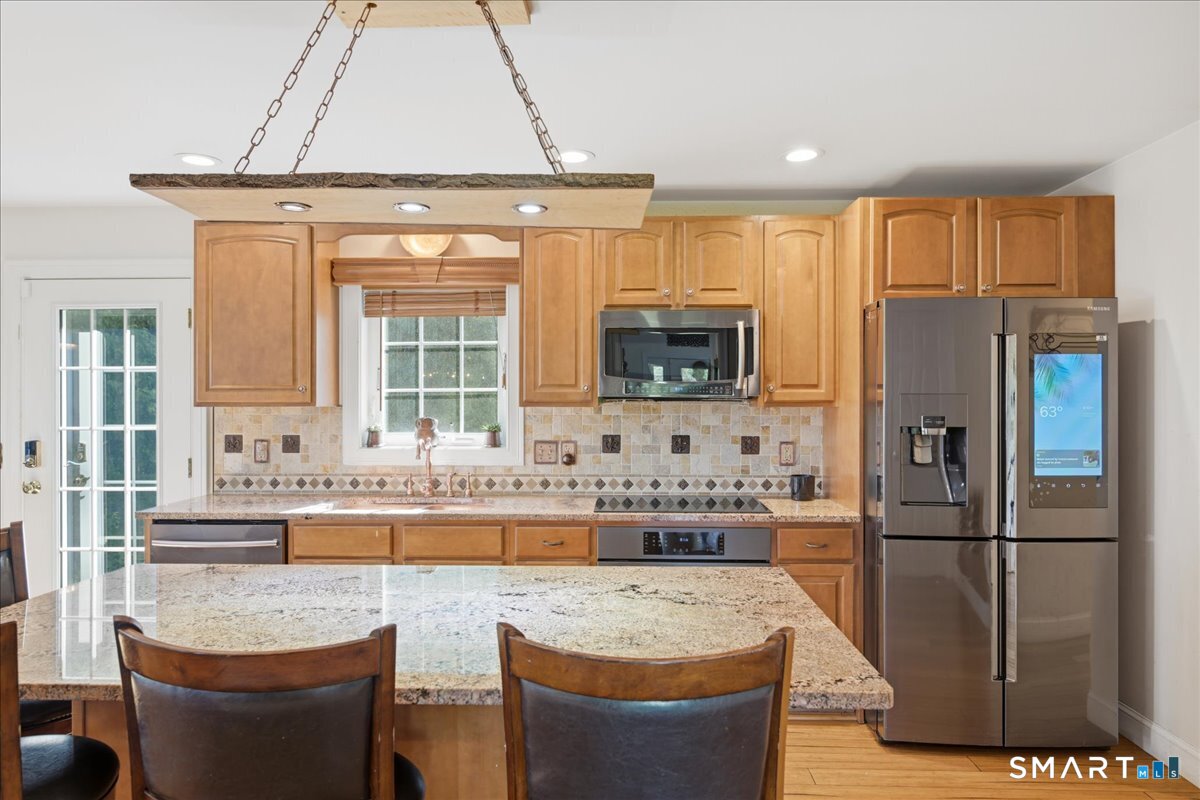 271 Putnam Road Pomfret, CT 06259 - Photo 21 of 40