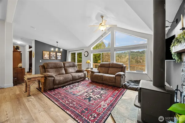 $479,900 | 185 Wilderness Drive, Randle, WA 98377