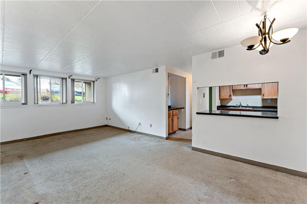 327 Ridge Point Circle, Unit 11A Bridgeville, PA 15017 - Photo 6 of 43 Gallery Image 6