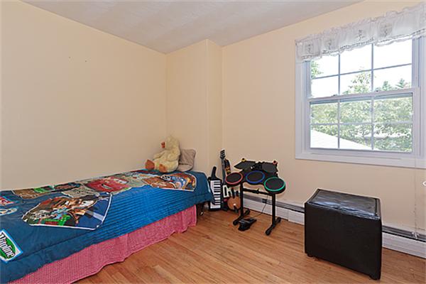 34 Porter Road Chelmsford, MA 01824 - Photo 12 of 14