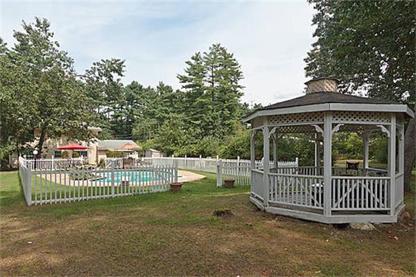 34 Porter Road Chelmsford, MA 01824 - Photo 13 of 14