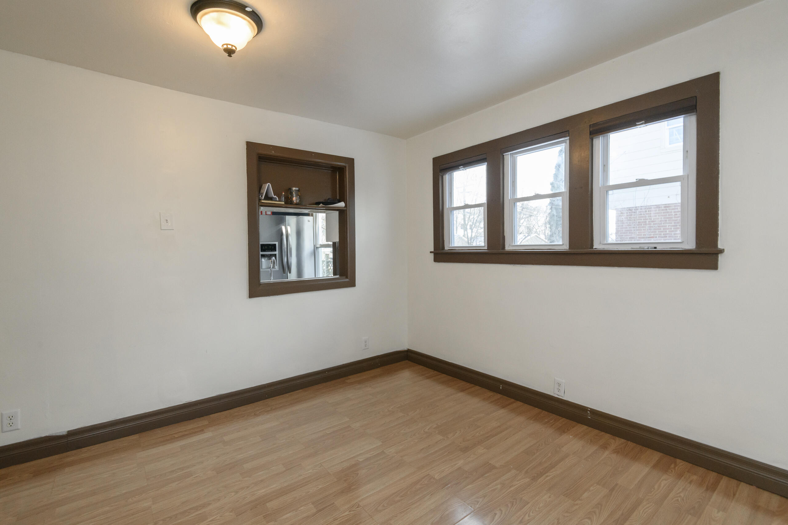 4910 North 107th Street Milwaukee, WI 53225 - Photo 10 of 29 Dinning room