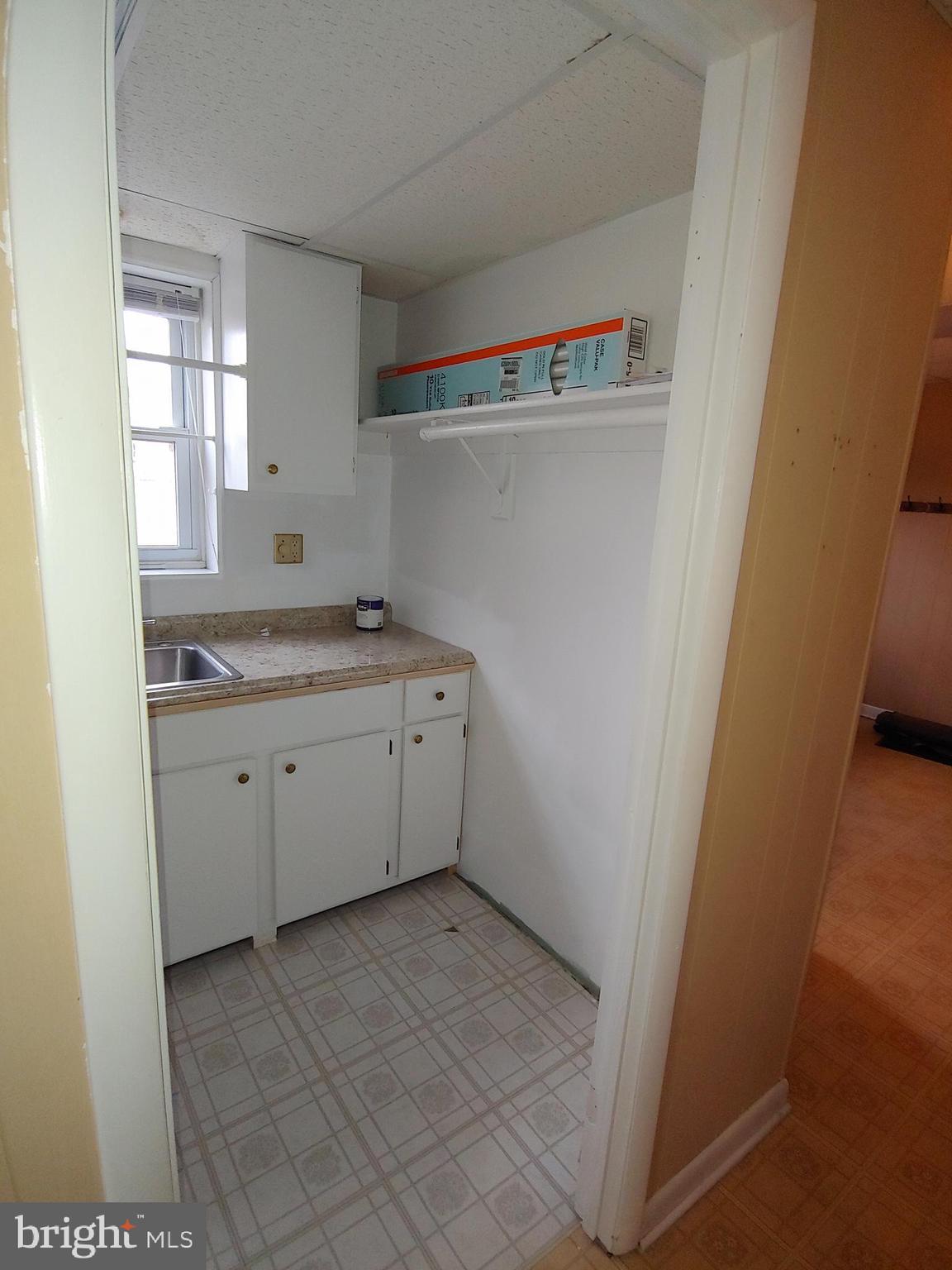 8907 Fort Drive Manassas, VA 20110 - Photo 5 of 34