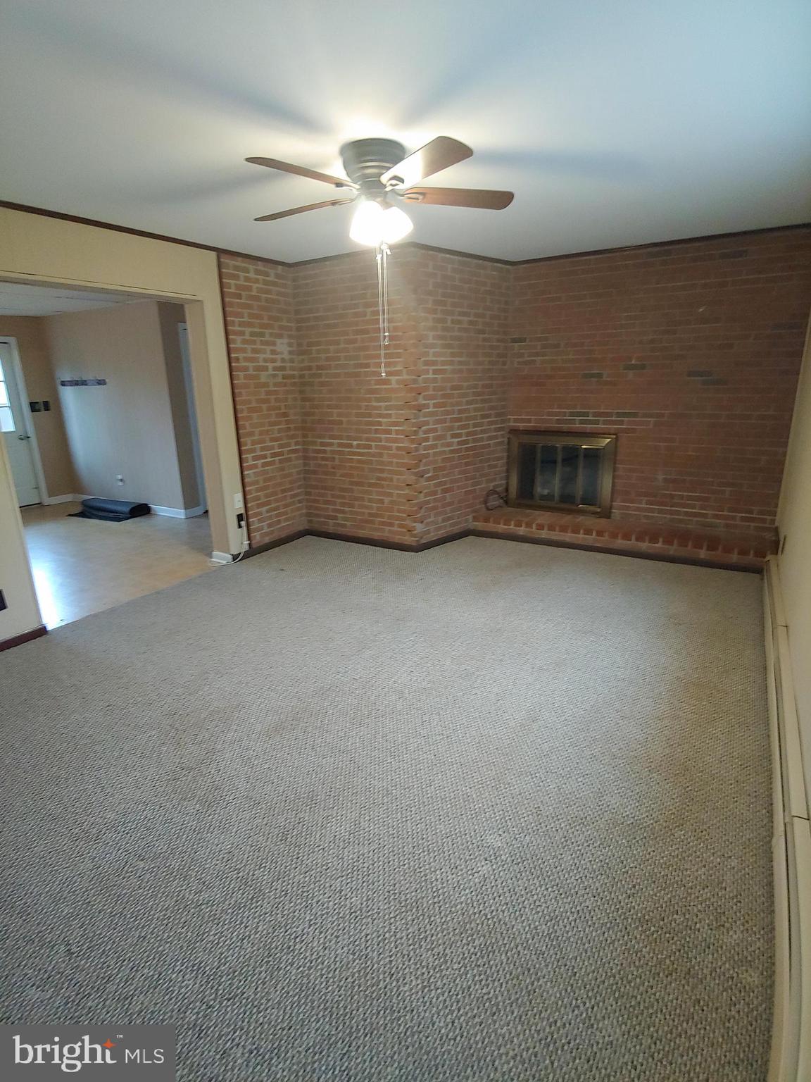 8907 Fort Drive Manassas, VA 20110 - Photo 10 of 34 Large Family Room with Fireplace