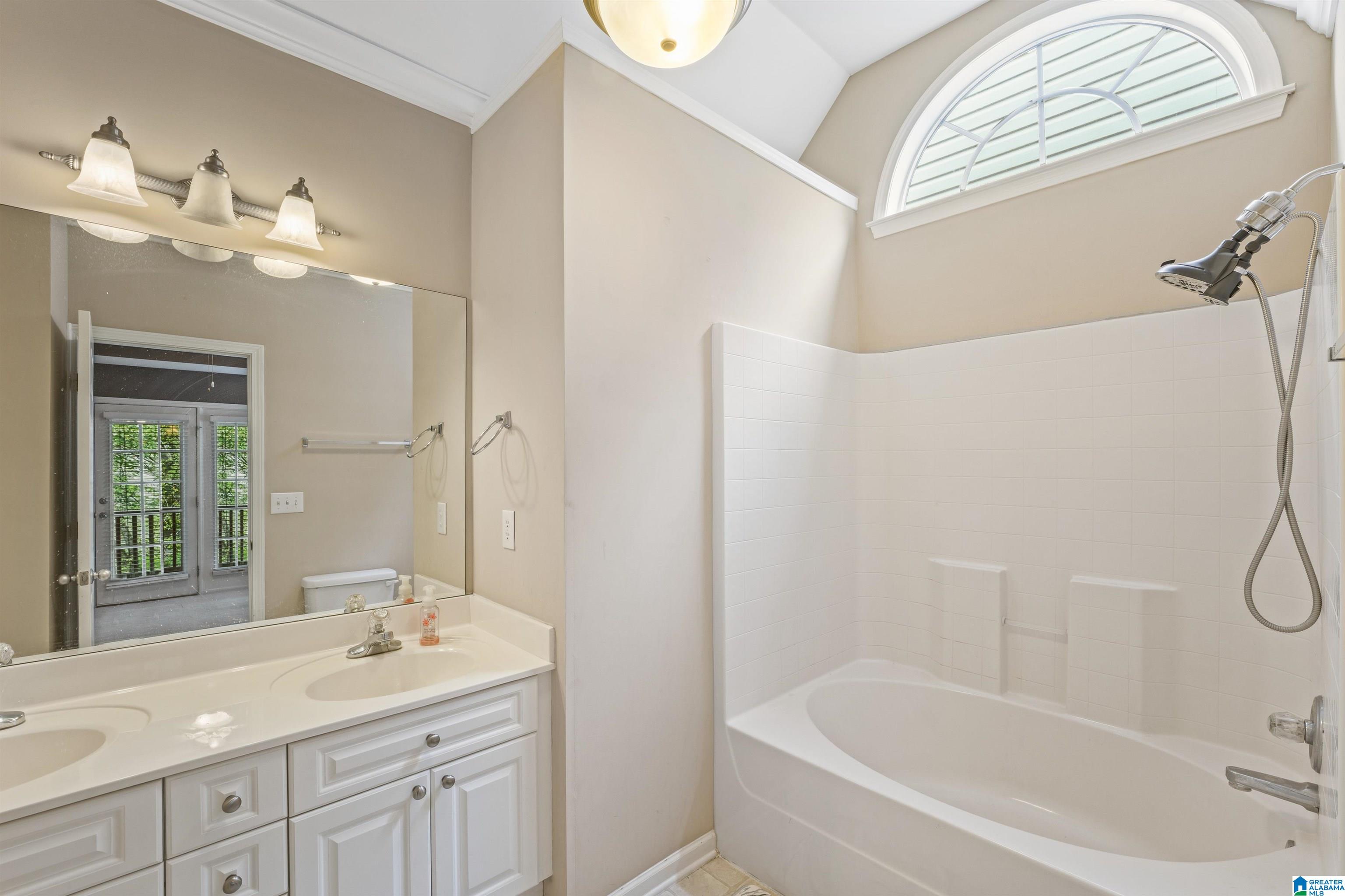 214 Calloway Lane Pelham, AL 35124 - Photo 22 of 32