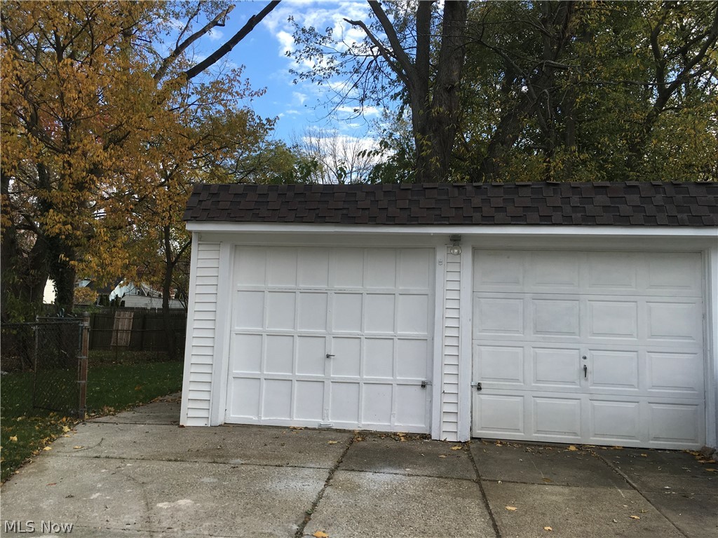 12821 North Road Cleveland, OH 44111 - Photo 26 of 30 Gallery Image 26