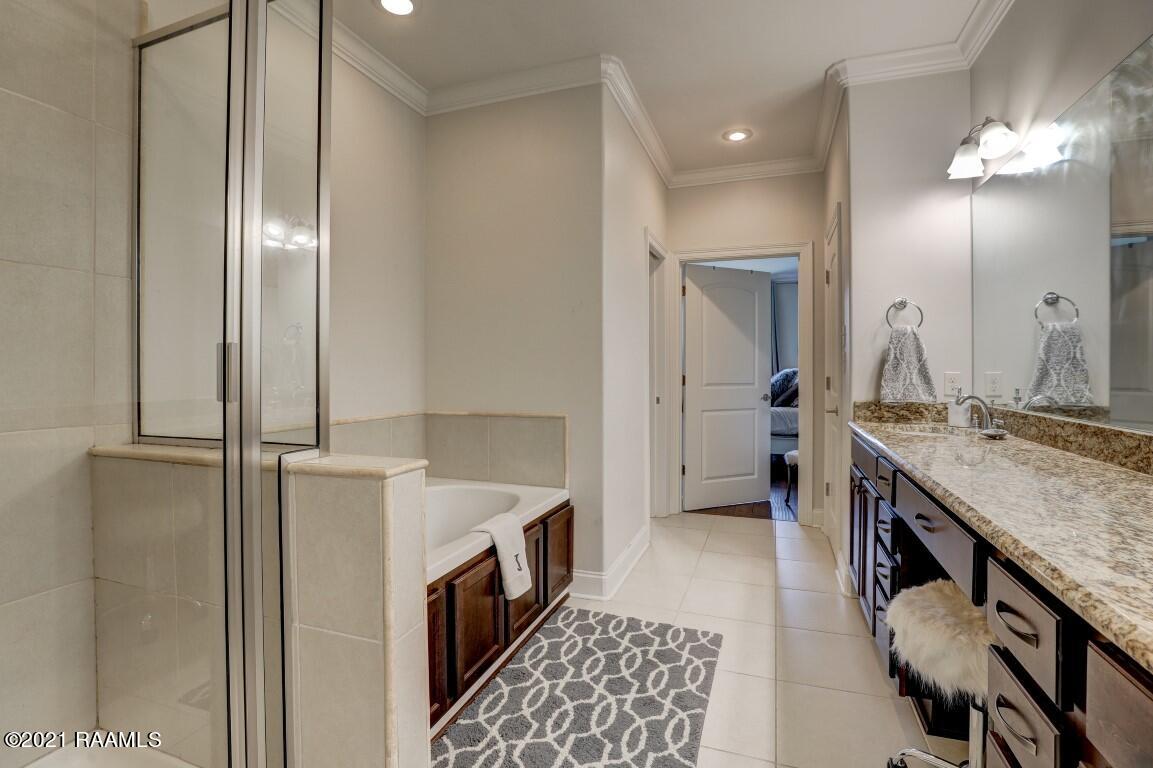 219 Harbor Bend Boulevard Lafayette, LA 70508 - Photo 14 of 26 219 Harbor Bend-14