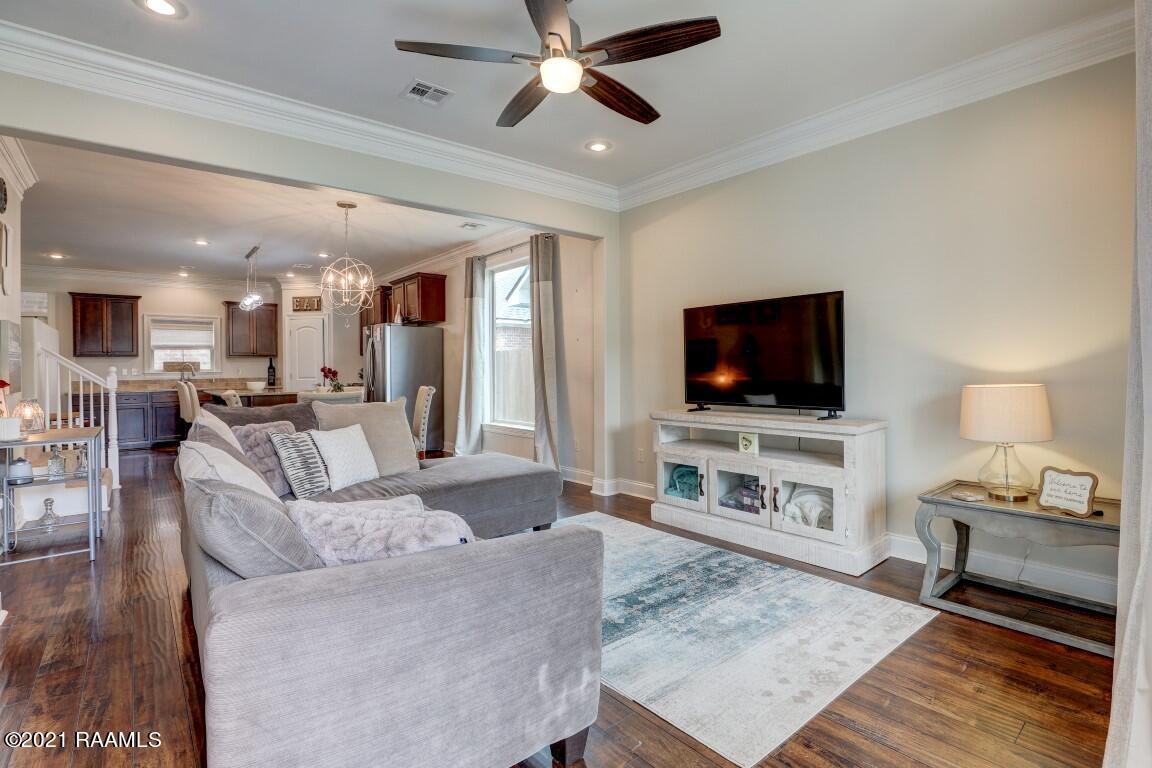 219 Harbor Bend Boulevard Lafayette, LA 70508 - Photo 5 of 26 219 Harbor Bend-5