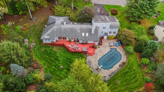 $999,900 | 39 High Ridge Hollow, Avon, CT 06001