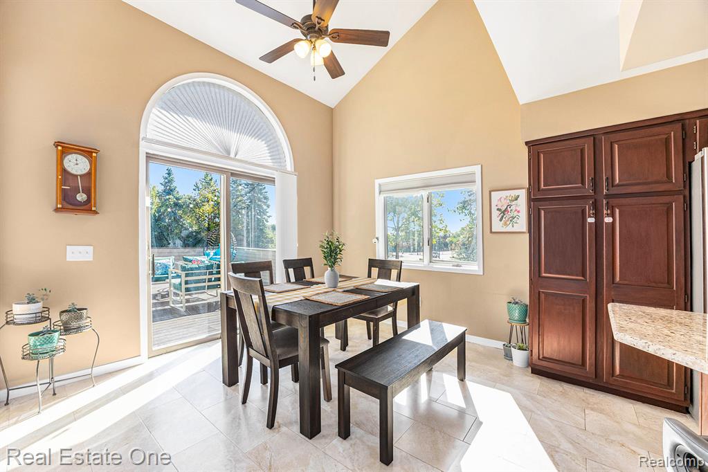 1083 North Livernois Road Rochester Hills, MI 48306 - Photo 5 of 36 Gallery Image 5