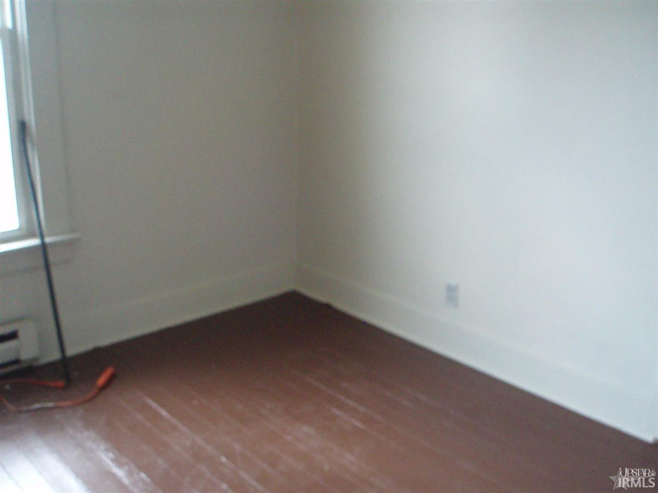 938 Herman Street Fort Wayne, IN 46808 - Photo 6 of 9