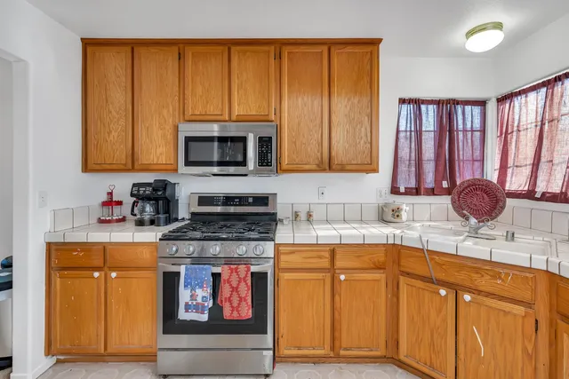 $447,000 | 1928 Davis Drive, Los Banos, CA 93635