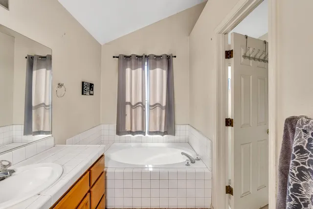 $447,000 | 1928 Davis Drive, Los Banos, CA 93635