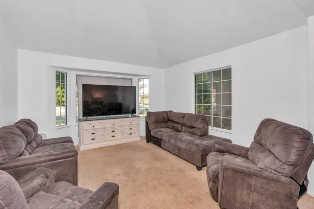 $447,000 | 1928 Davis Drive, Los Banos, CA 93635