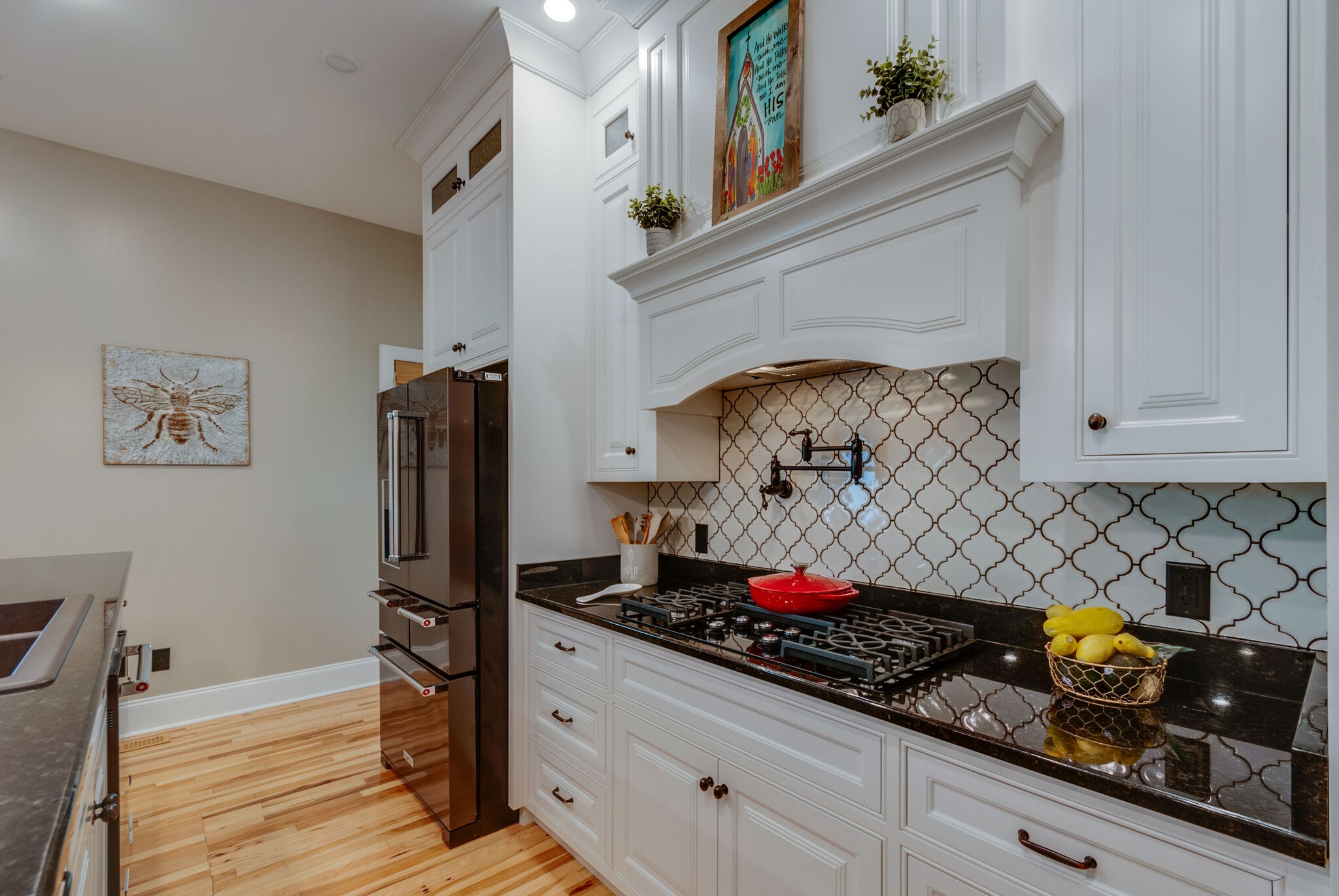 32090 Ardmore Ridge Road Ardmore, TN 38449 - Photo 13 of 38 a kitchen with a stove and cabinets