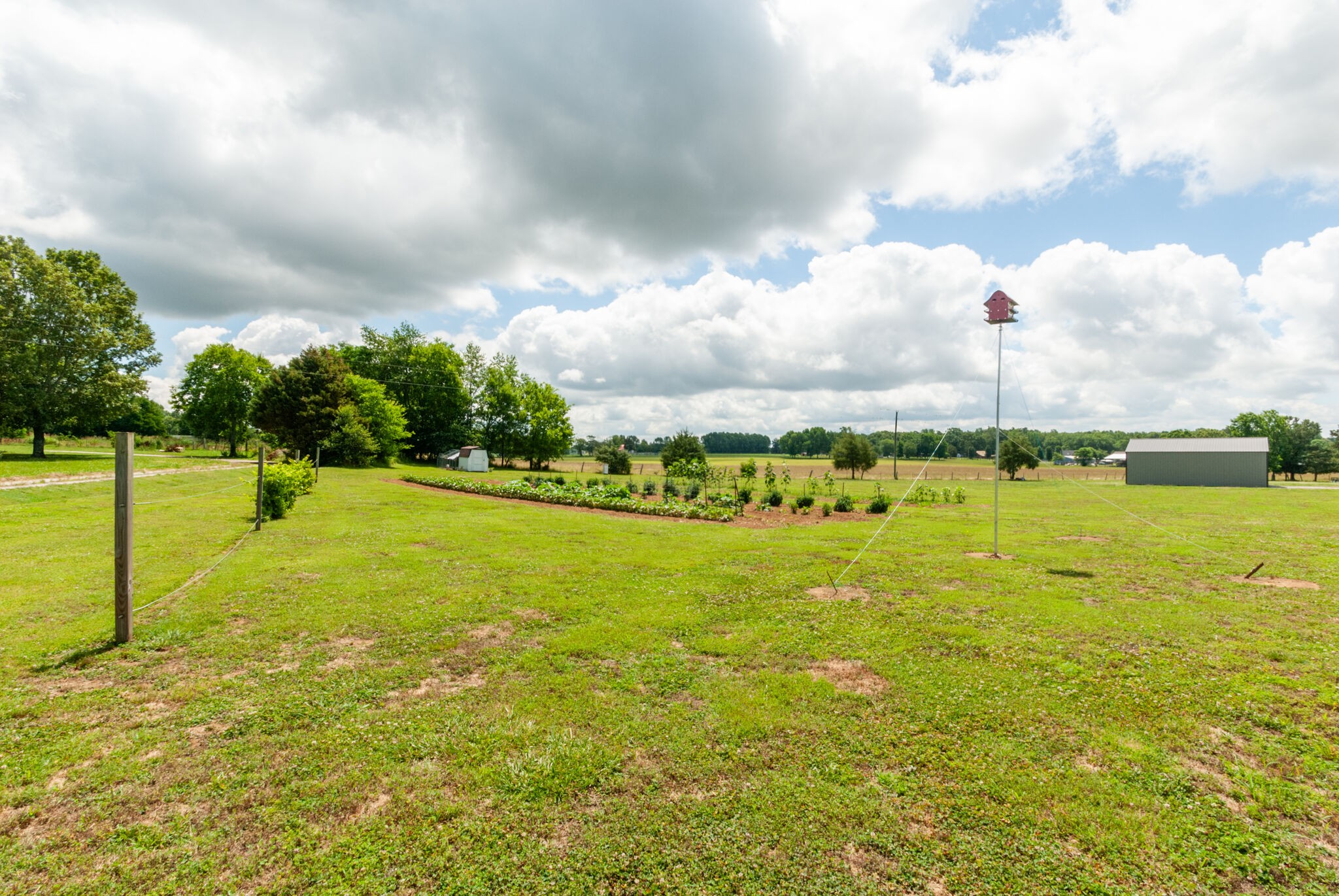 32090 Ardmore Ridge Road Ardmore, TN 38449 - Photo 36 of 38 a view of an ocean and city