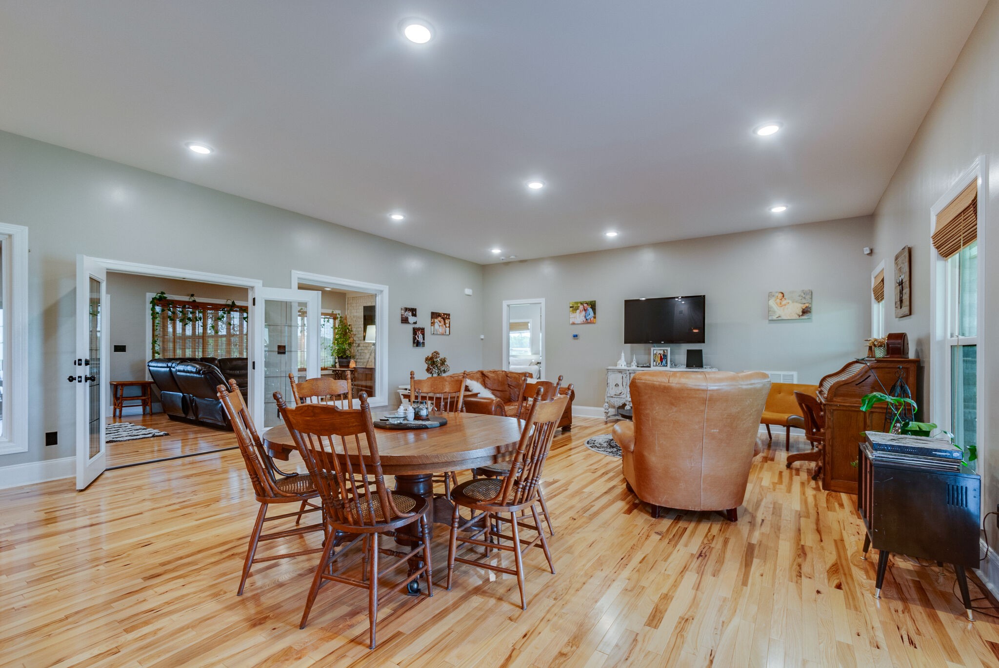 32090 Ardmore Ridge Road Ardmore, TN 38449 - Photo 8 of 38 a view of a dining room with furniture and wooden floor