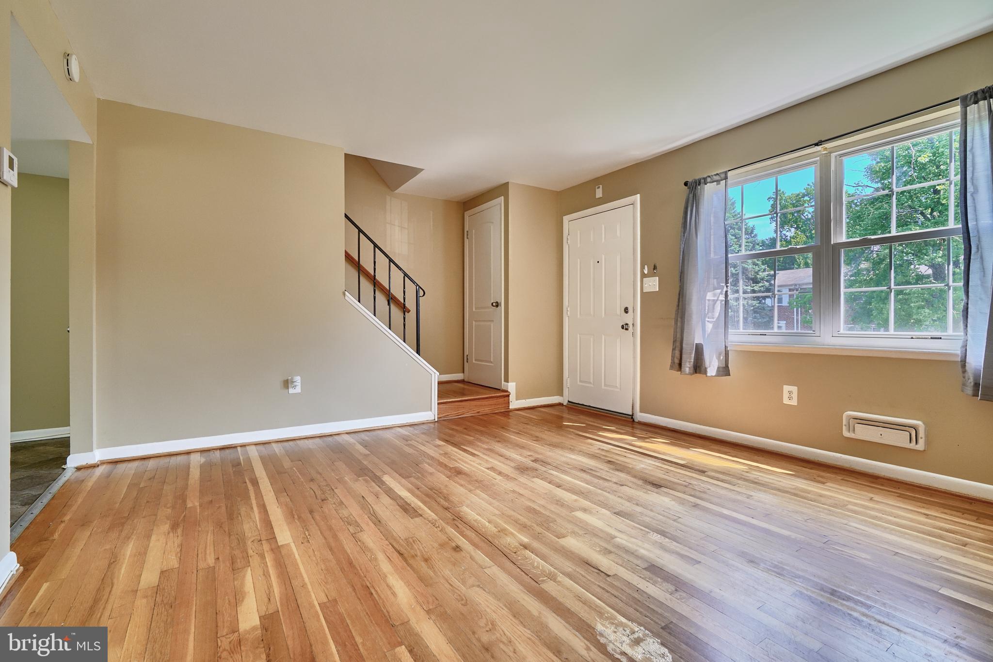 4806 Melbourne Road Baltimore, MD 21229 - Photo 14 of 39