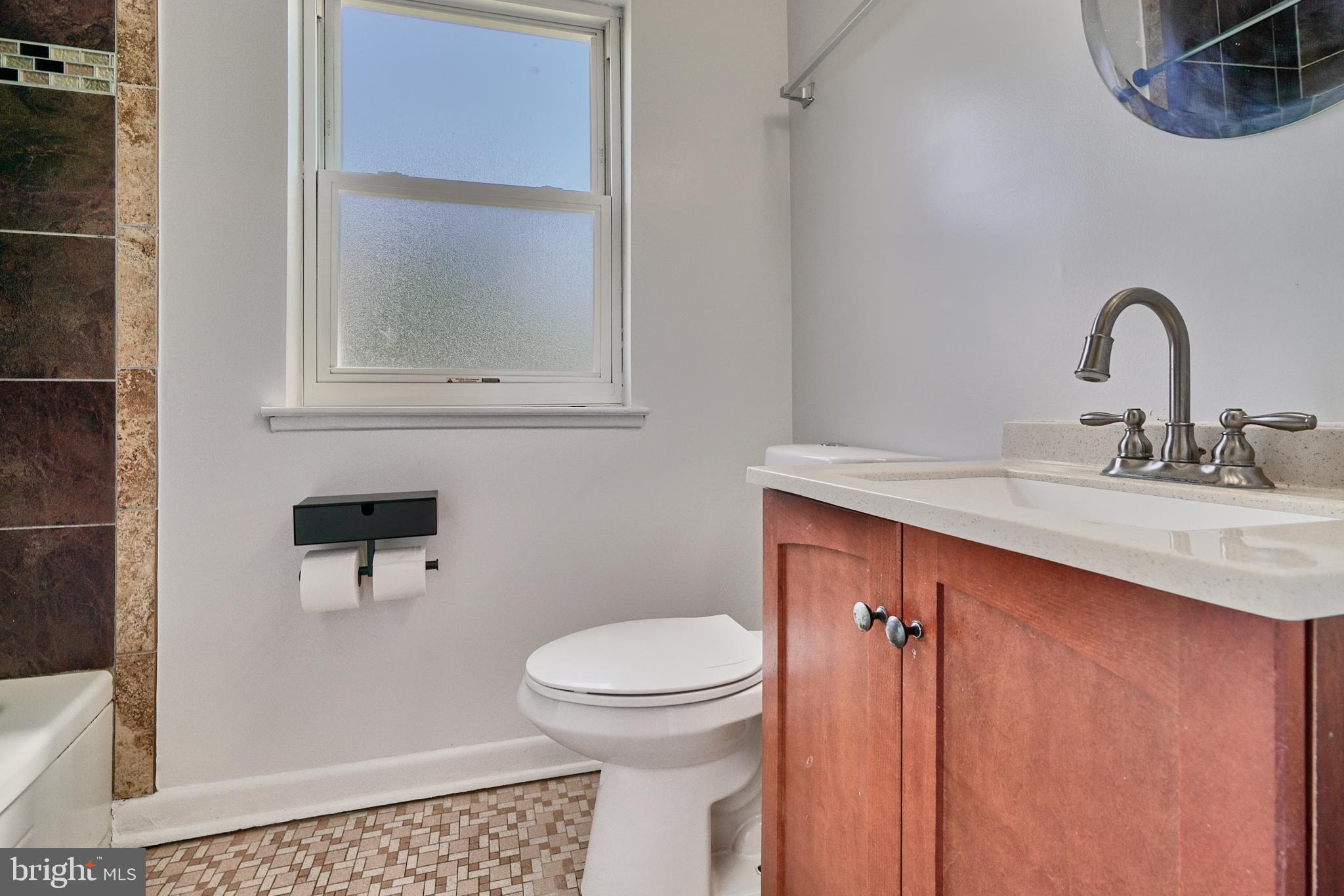 4806 Melbourne Road Baltimore, MD 21229 - Photo 23 of 39