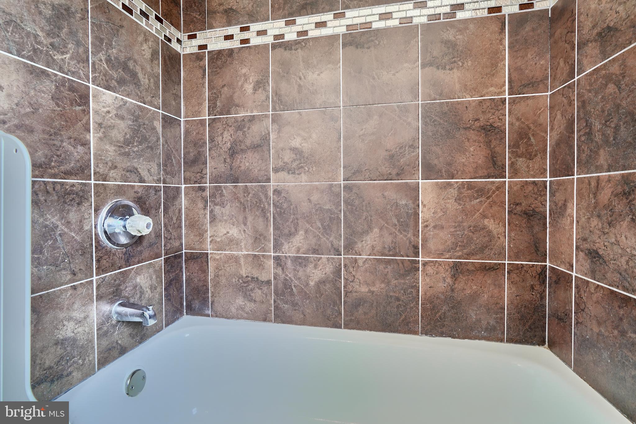 4806 Melbourne Road Baltimore, MD 21229 - Photo 26 of 39