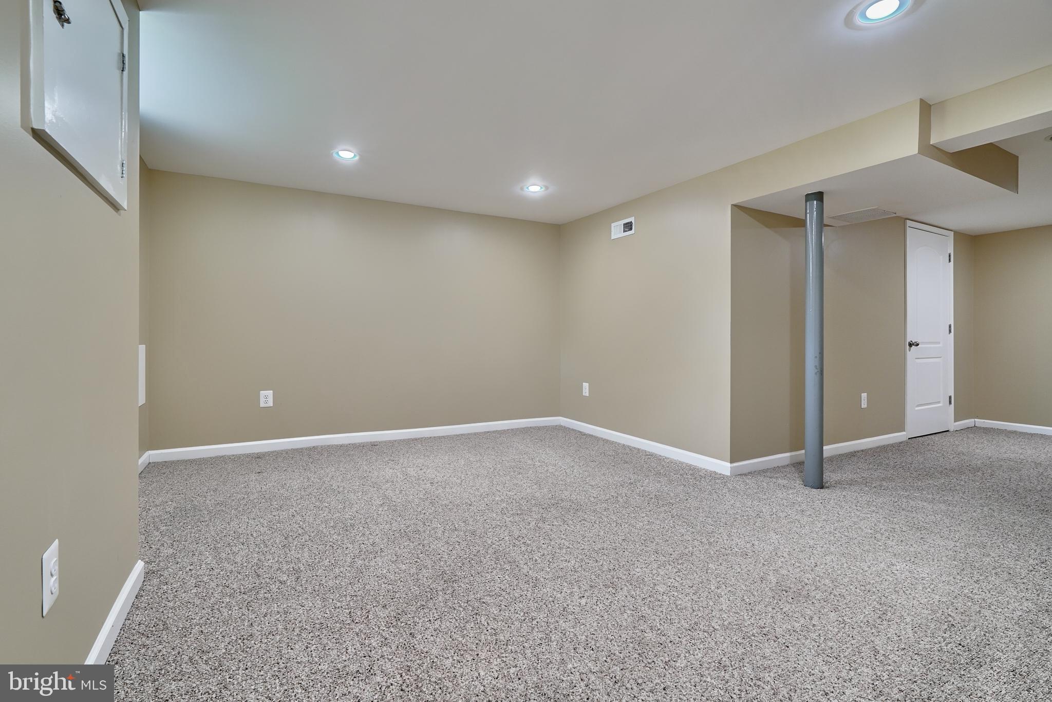 4806 Melbourne Road Baltimore, MD 21229 - Photo 28 of 39