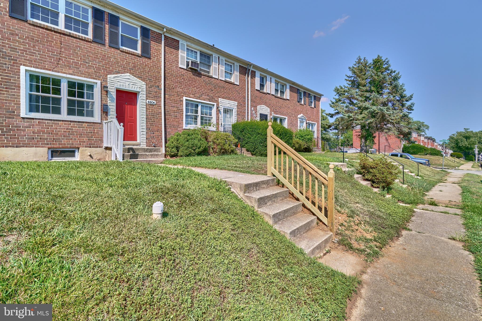 4806 Melbourne Road Baltimore, MD 21229 - Photo 3 of 39