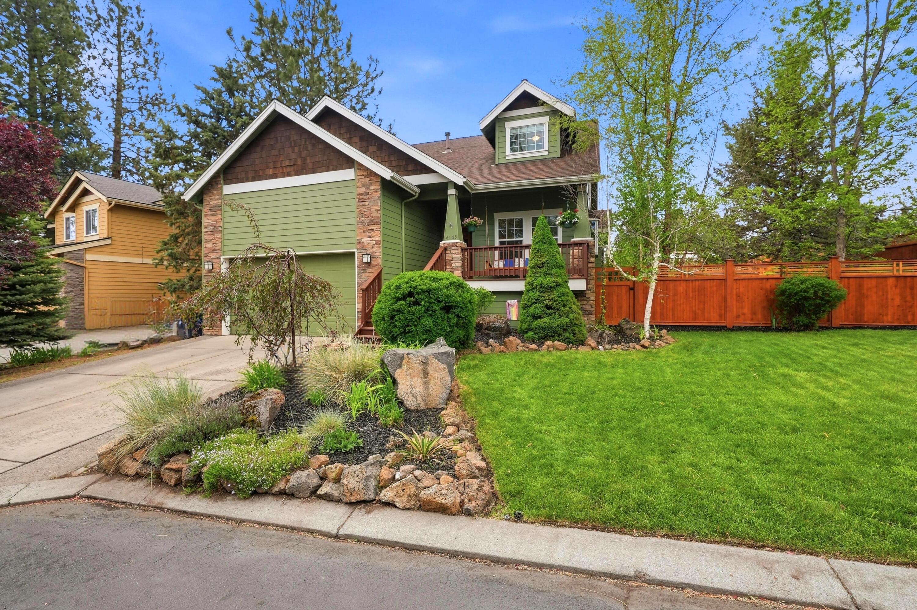 61153 Ridgewater Loop Bend, OR 97702 - Photo 1 of 63 1-print-Riley_Visuals_008_Edit