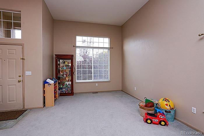467 Sylvestor Trail Highlands Ranch, CO 80129 - Photo 3 of 25 Gallery Image 3