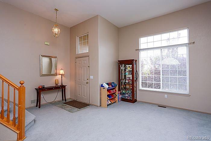 467 Sylvestor Trail Highlands Ranch, CO 80129 - Photo 4 of 25 Gallery Image 4