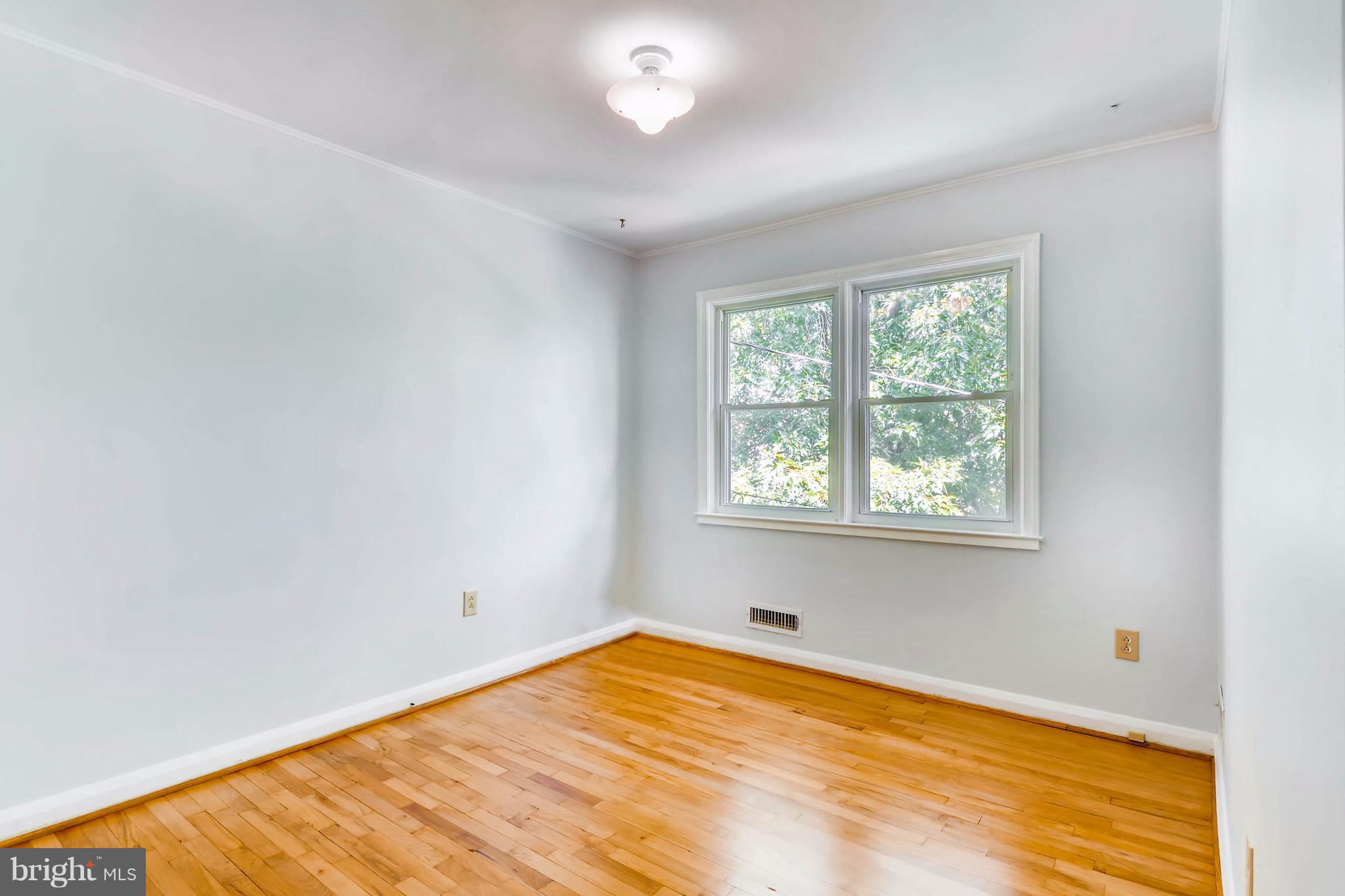 8317 Ridgely Oak Road Baltimore, MD 21234 - Photo 18 of 28 Bedroom