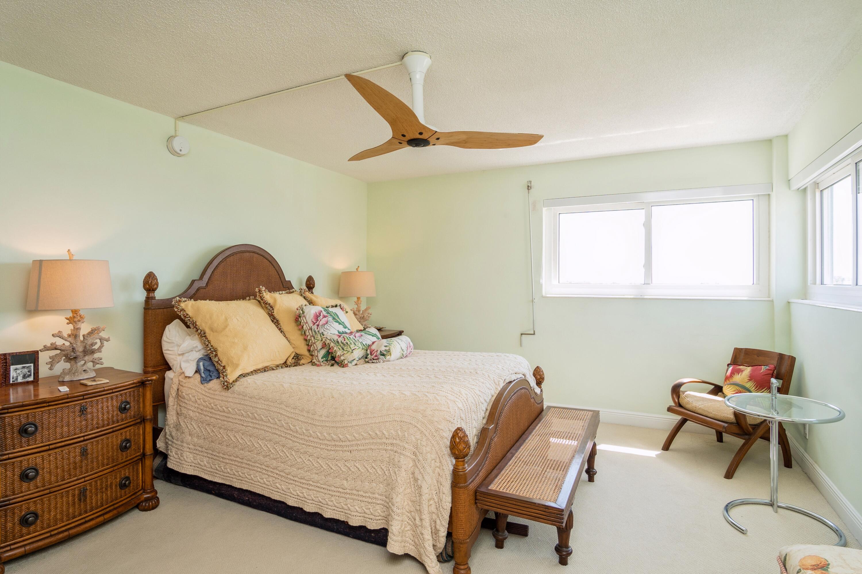 1 North Golfview Road, Unit 702 Lake Worth Beach, FL 33460 - Photo 10 of 13 18_1NGolfviewRd_Apt702_178001_PrimaryBed