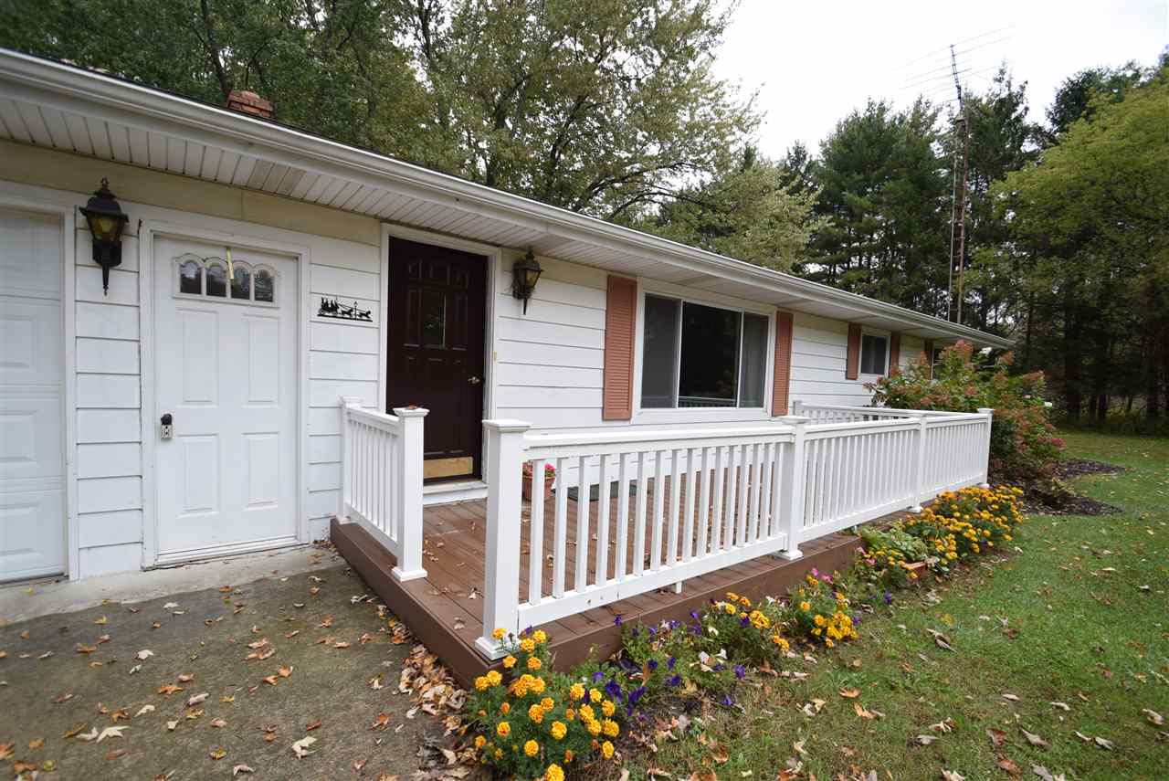 10860 Baldwin Road Chesaning, MI 48616 - Photo 2 of 27