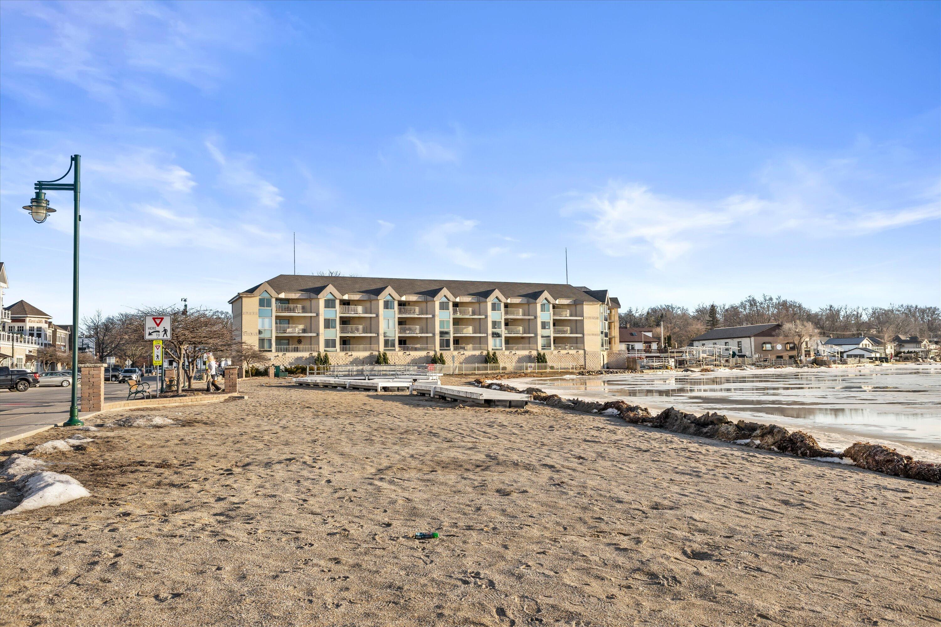 100 Main Street, Unit 204 Pewaukee, WI 53072 - Photo 27 of 29 29-IMG_4672