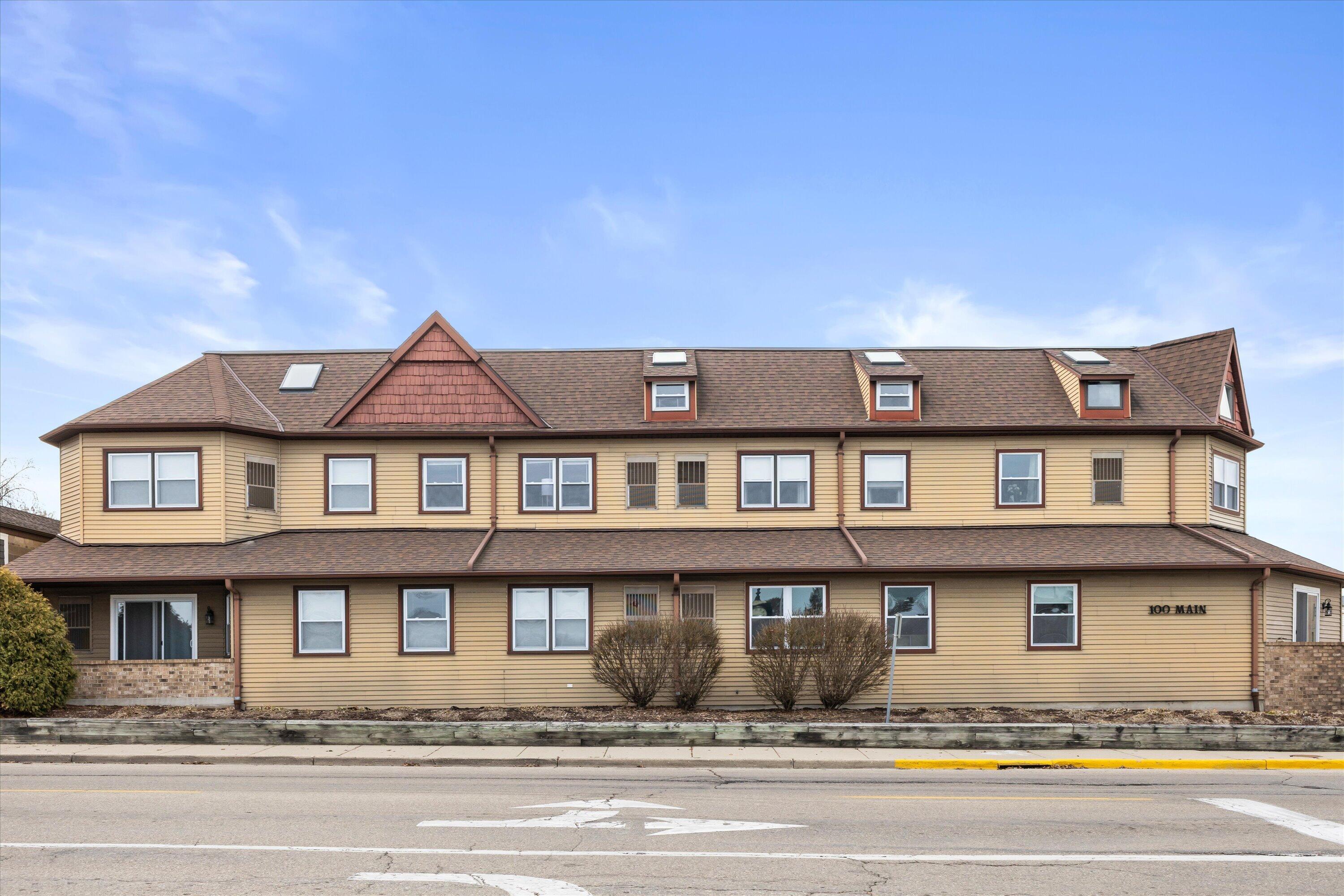 100 Main Street, Unit 204 Pewaukee, WI 53072 - Photo 28 of 29 03-IMG_4501