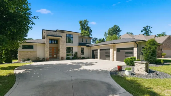 $569,900 | 10228 Chambord Knoll, Fort Wayne, IN 46835