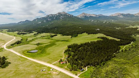 $5,750,000 | Hazelton Road, Buffalo, WY 82834