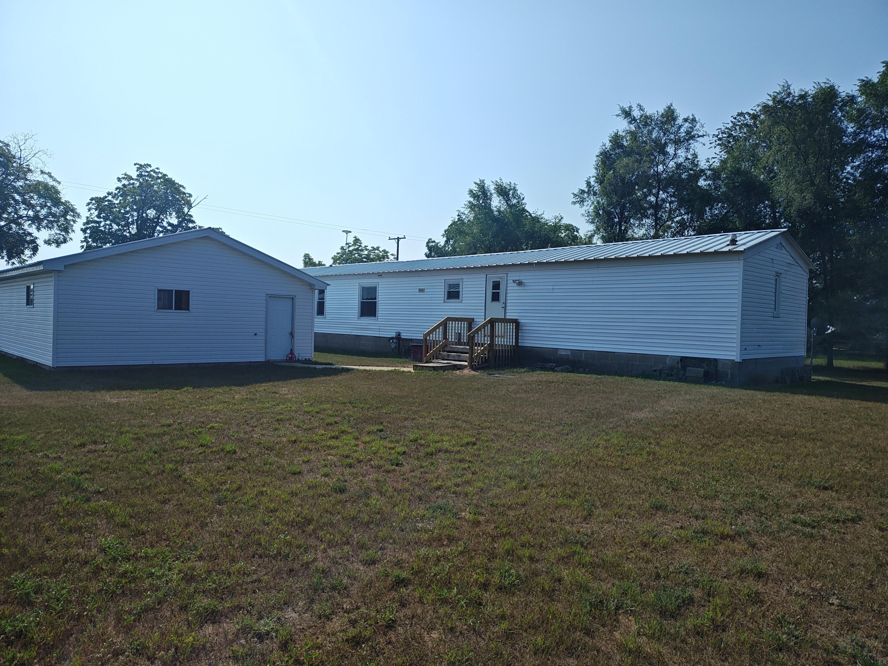 9479 Bailey Road Howard City, MI 49329 - Photo 13 of 13 b13