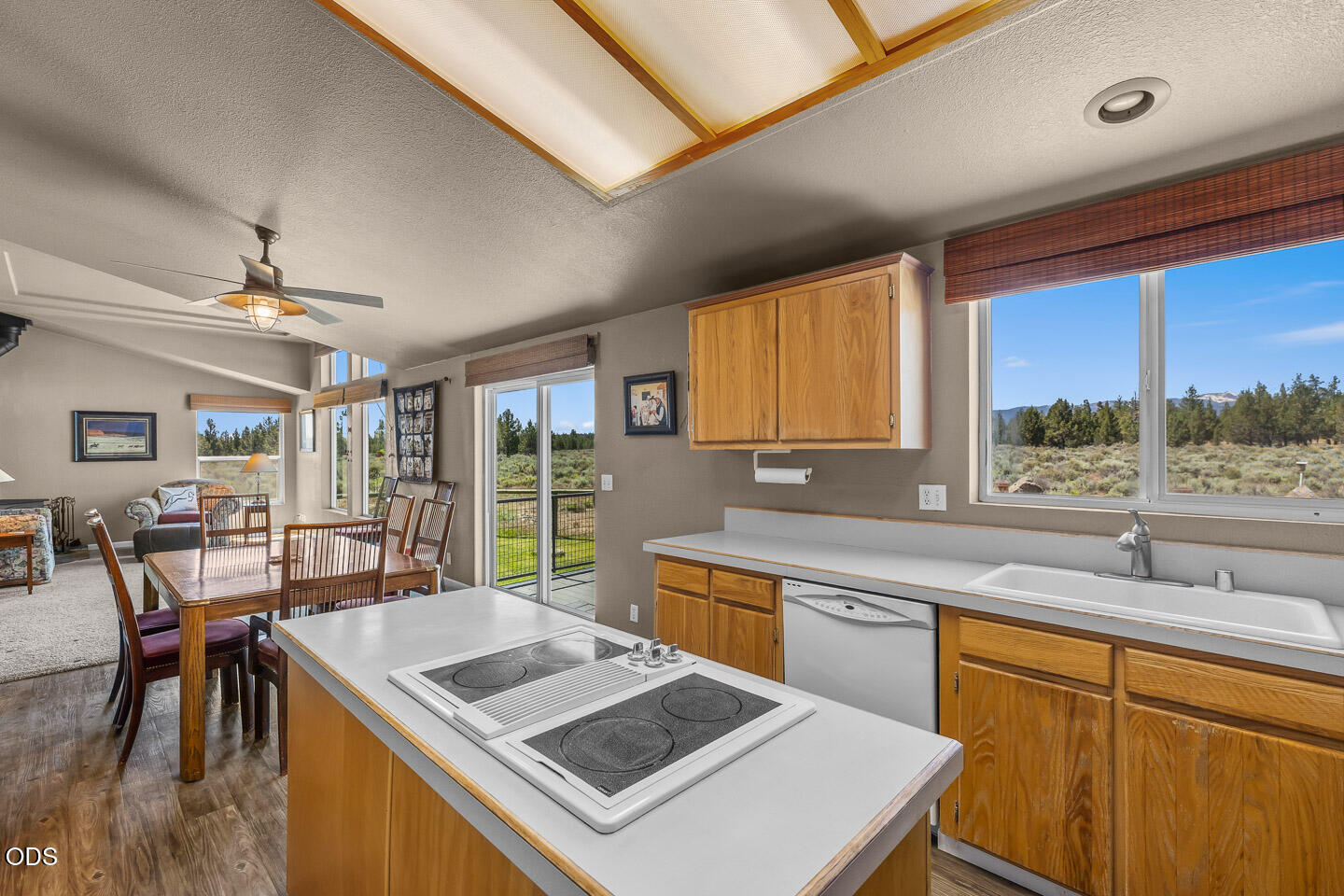 67183 Harrington Loop Road Bend, OR 97703 - Photo 19 of 68