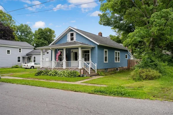 $175,000 | 22 Mechanic Street, Schroeppel, NY 13135