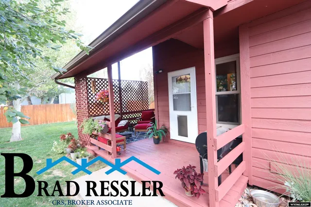 $328,000 | 3350 Stagecoach Drive, Casper, WY 82604
