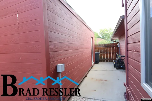 $328,000 | 3350 Stagecoach Drive, Casper, WY 82604